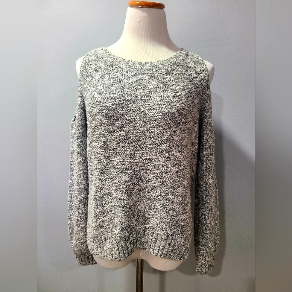 Hollister Cold shoulder Sweater Size M